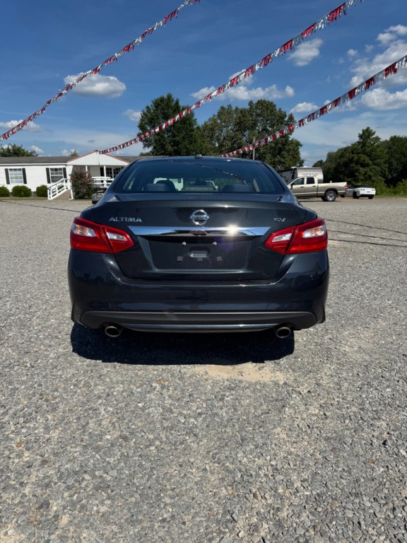2017 Nissan Altima Image 6
