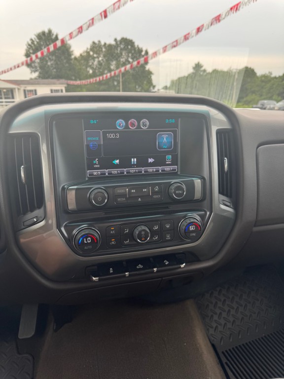 2015 Chevrolet Silverado 1500 Image 11