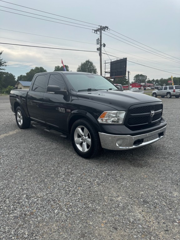 2015 RAM 1500 Image 3