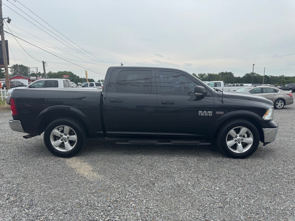 2015 RAM 1500 Image 4