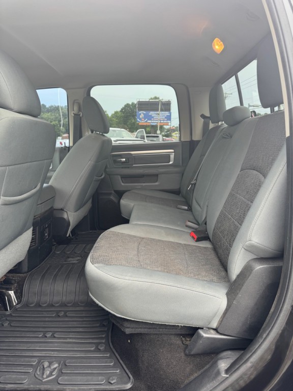 2015 RAM 1500 Image 10