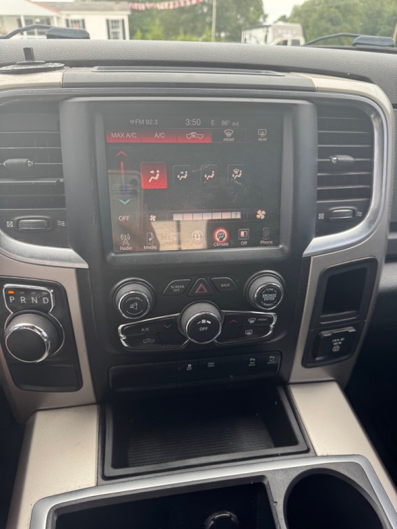 2015 RAM 1500 Image 11