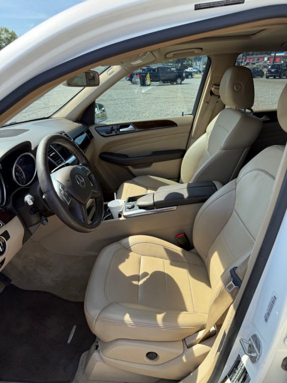 2014 Mercedes-Benz M-Class Image 8