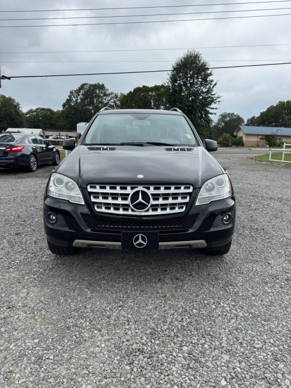 2011 Mercedes-Benz M-Class Image 2