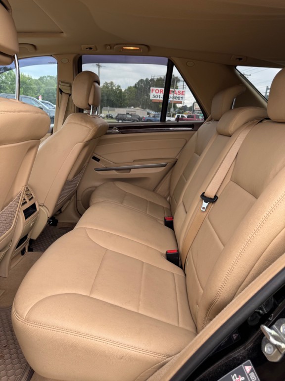 2011 Mercedes-Benz M-Class Image 10