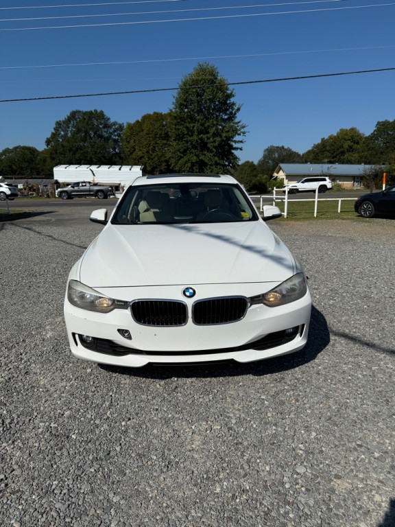 2015 BMW 3 Series Image 2