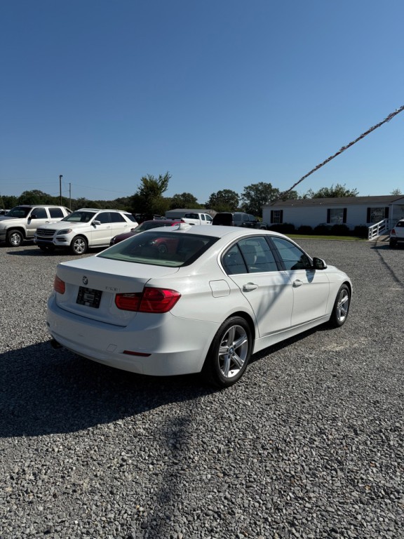 2015 BMW 3 Series Image 4