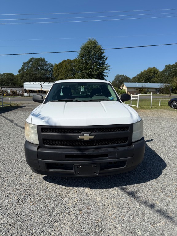 2010 Chevrolet Silverado 1500 Image 2