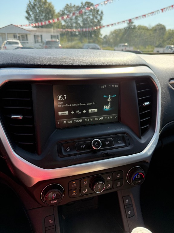 2017 GMC Acadia Image 13