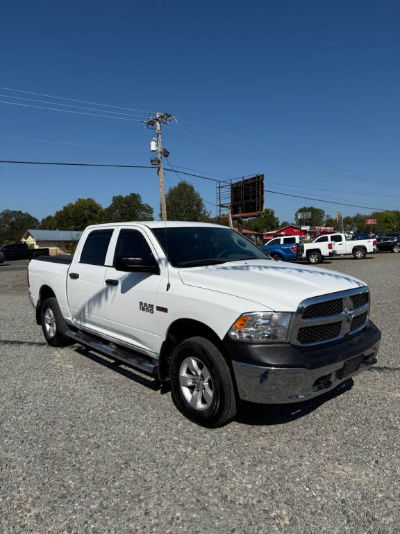 2015 RAM 1500 Image 3