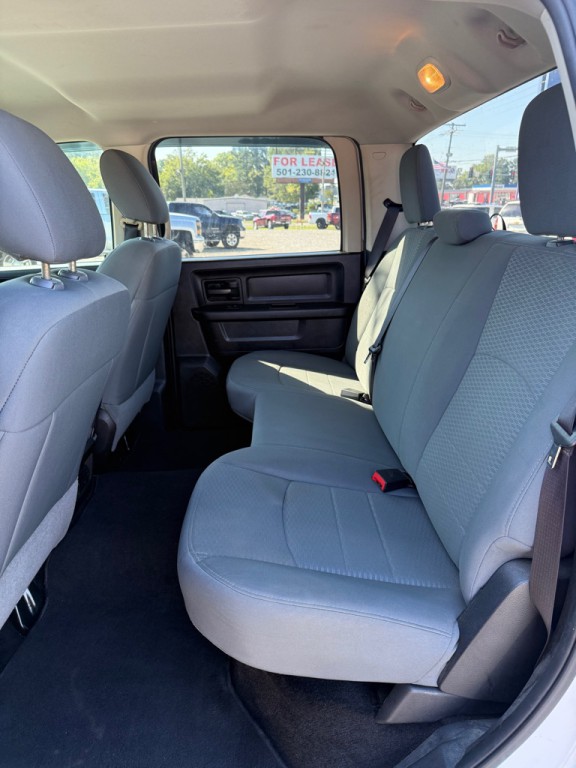 2015 RAM 1500 Image 7