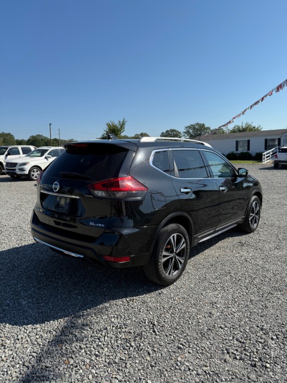 2018 Nissan Rogue Image 4