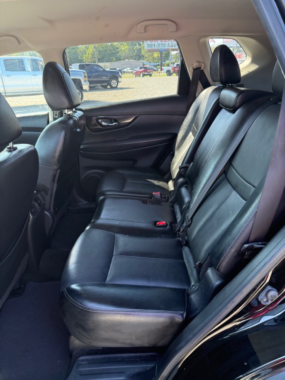 2018 Nissan Rogue Image 8