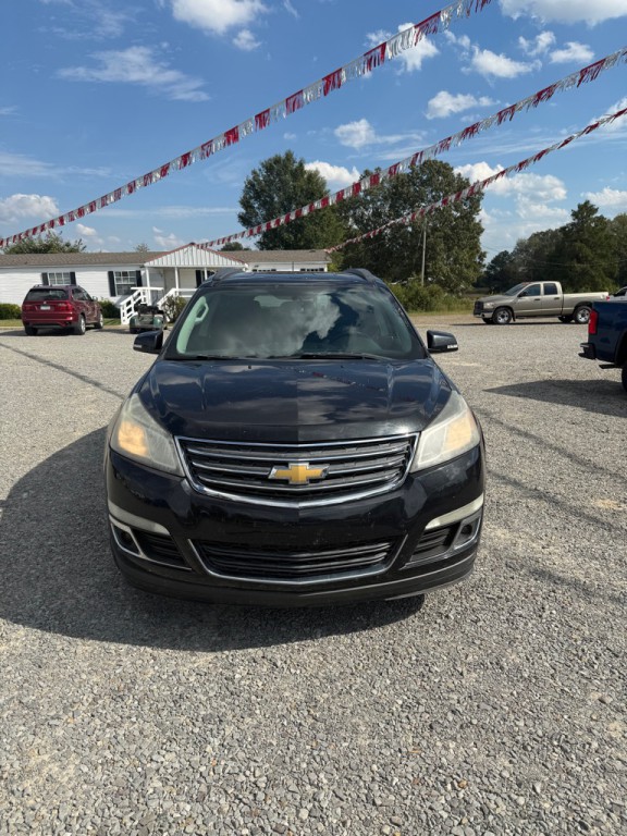 2014 Chevrolet Traverse Image 2