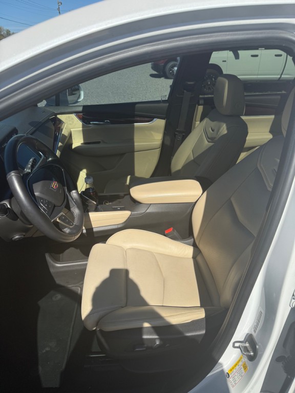 2017 Cadillac XT5 Image 10