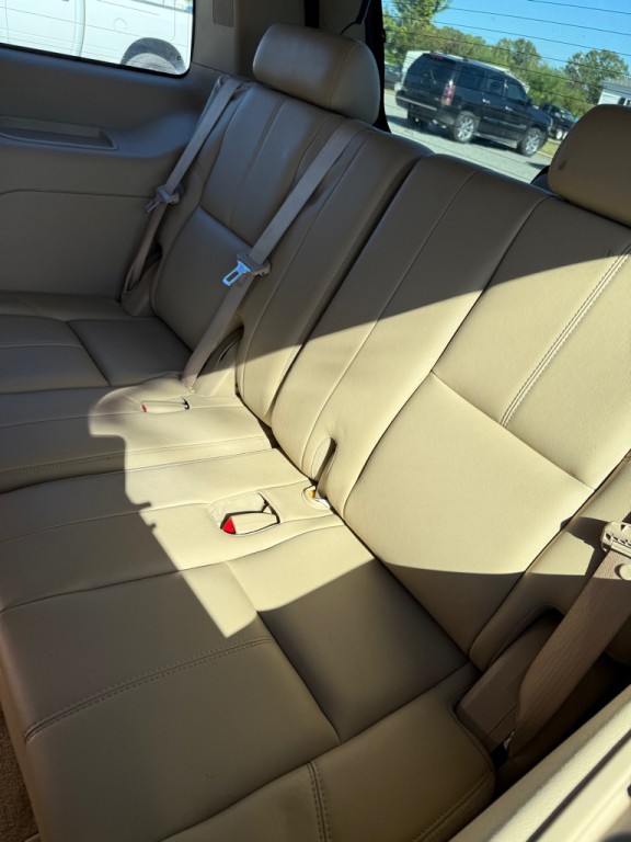 2008 GMC Yukon Image 8