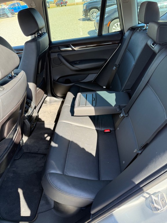 2017 BMW X3 Image 8