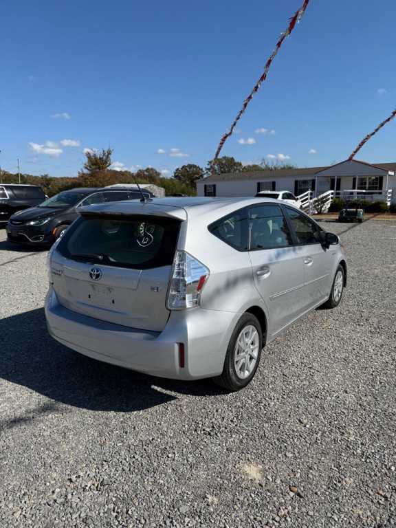 2014 Toyota Prius Image 4