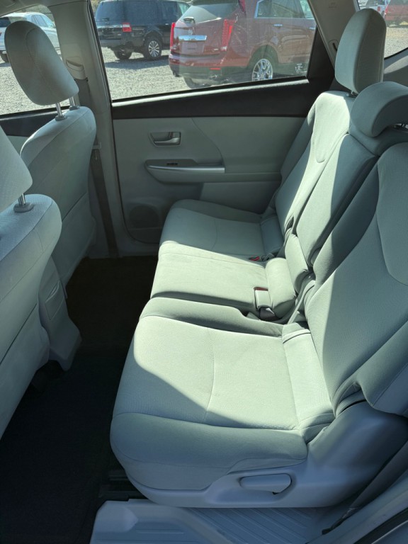 2014 Toyota Prius Image 8