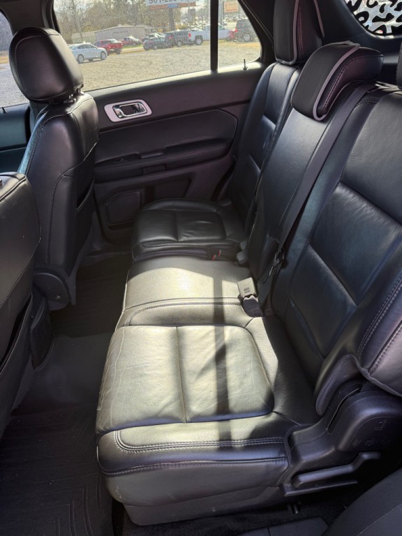 2014 Ford Explorer Image 8