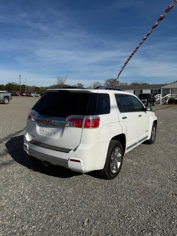 2015 GMC Terrain Image 4
