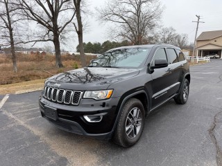 Image for 2019 Jeep Grand Cherokee Laredo ID: 7105427