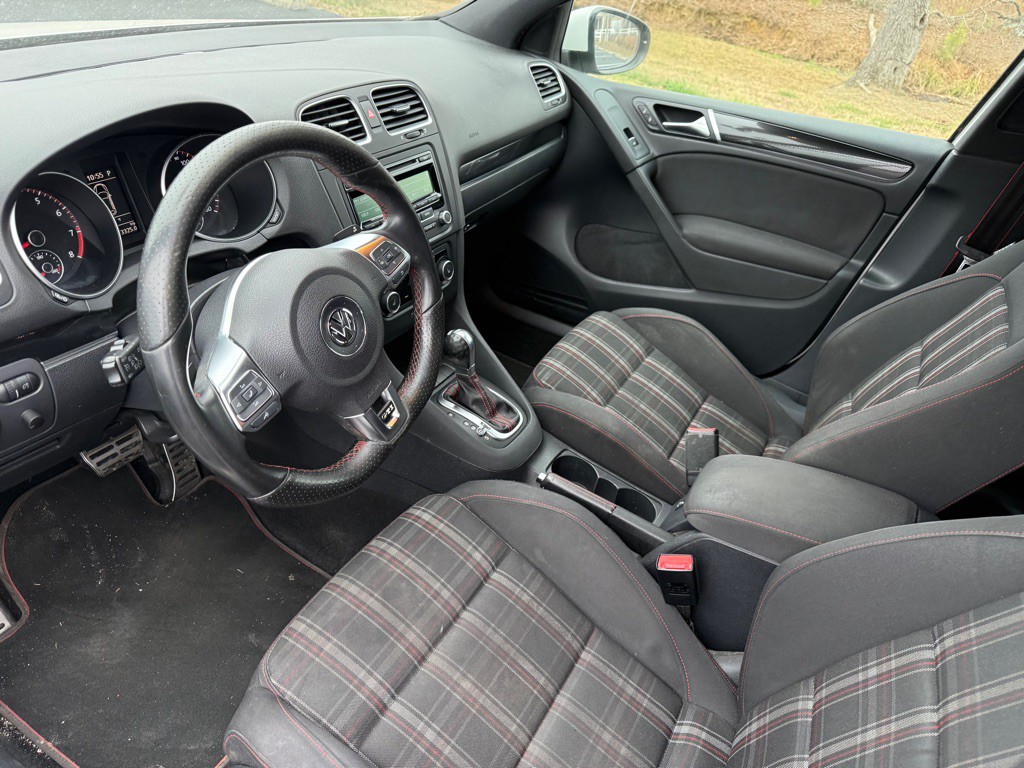 2014 Volkswagen GTI Image 7