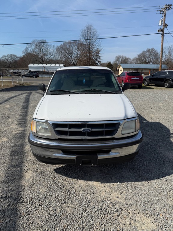 1998 Ford F-150 Image 2