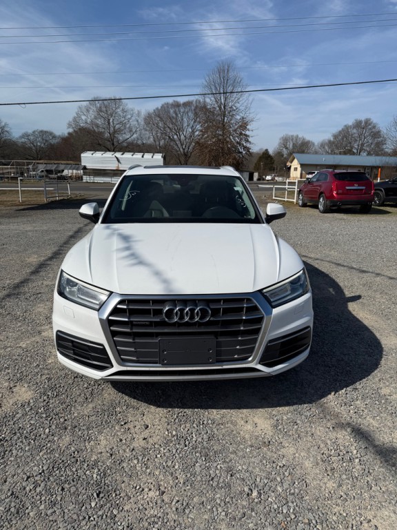 2018 Audi Q5 Image 2