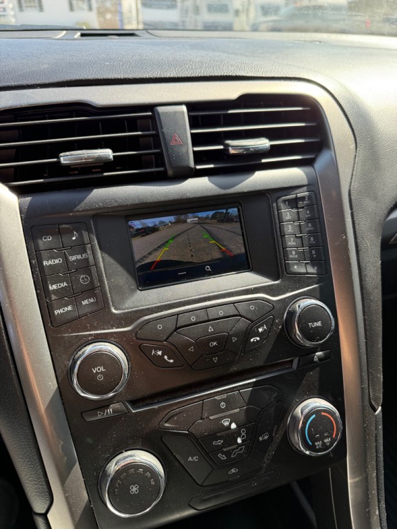 2017 Ford Fusion Image 10