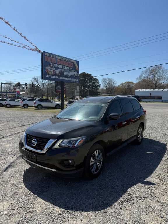 2019 Nissan Pathfinder Image 1