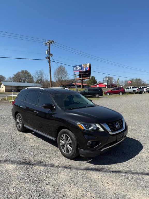 2019 Nissan Pathfinder Image 3