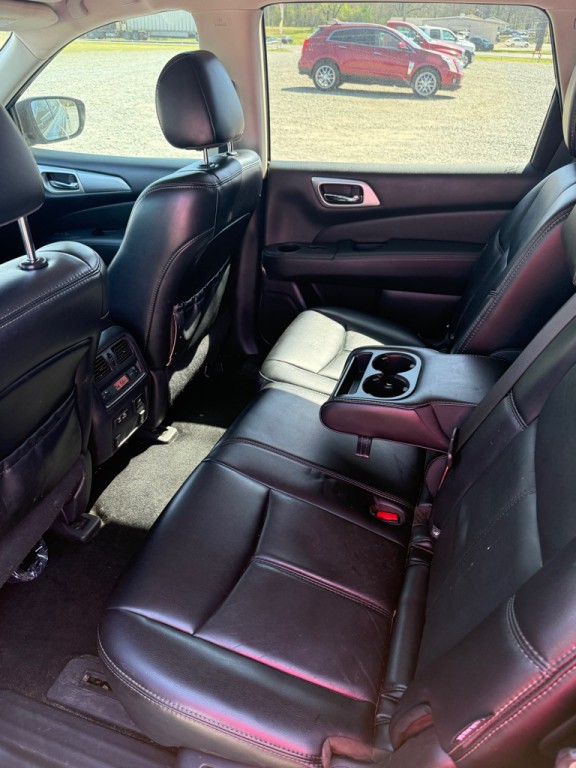 2019 Nissan Pathfinder Image 8