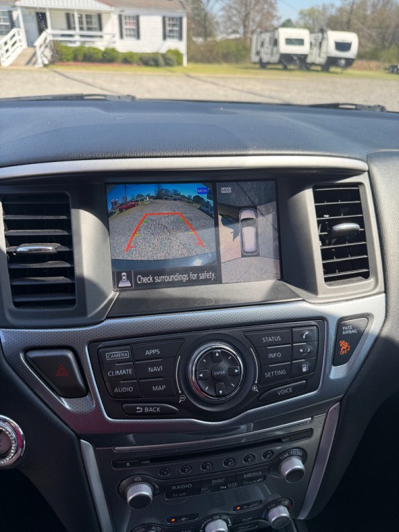 2019 Nissan Pathfinder Image 14