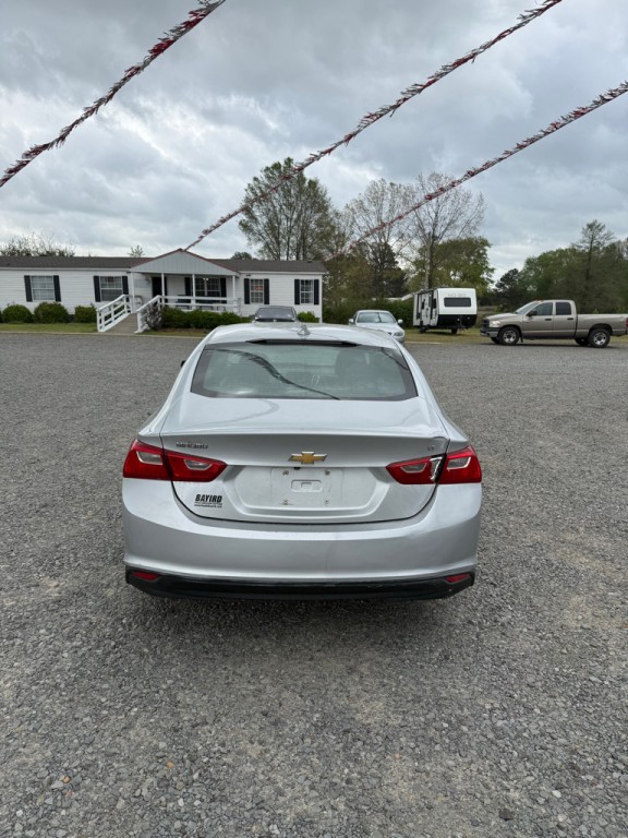 2018 Chevrolet Malibu Image 5