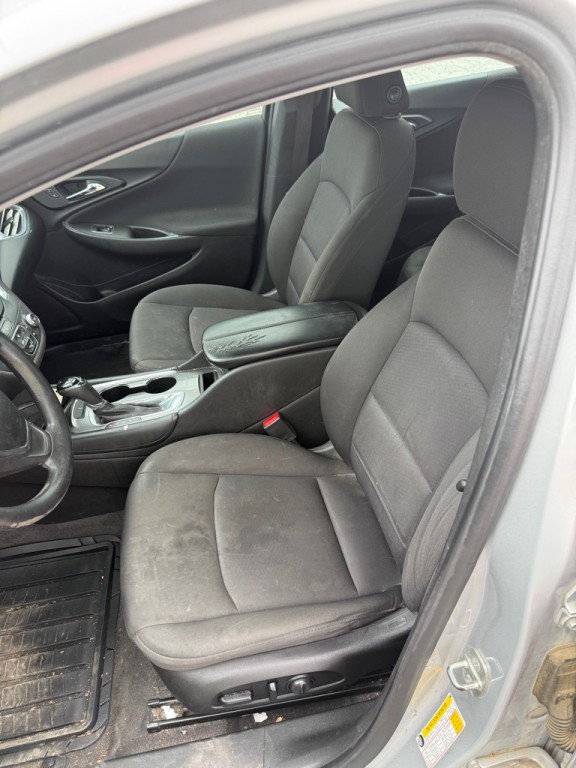 2018 Chevrolet Malibu Image 8
