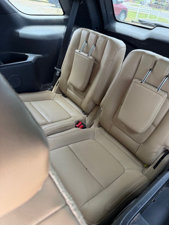 2016 Ford Explorer Image 7