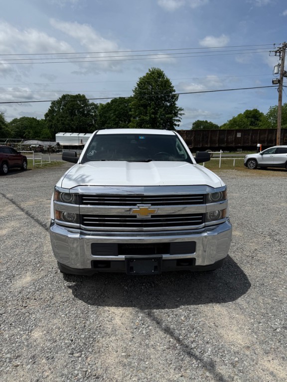 2017 Chevrolet Silverado 1500 Image 2