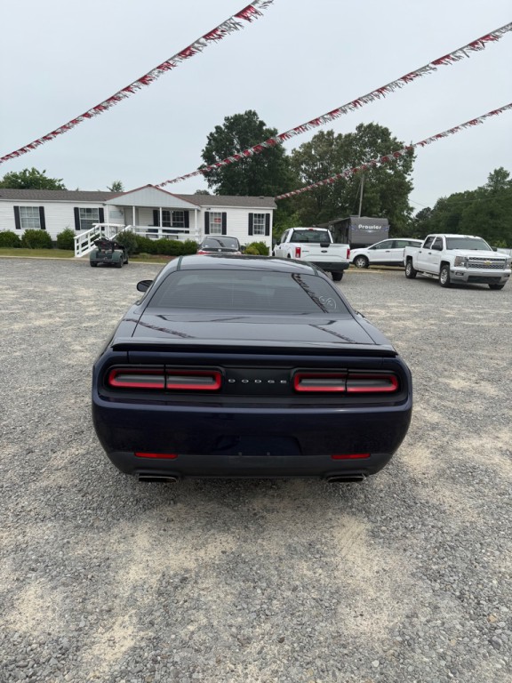 2016 Dodge Challenger Image 5