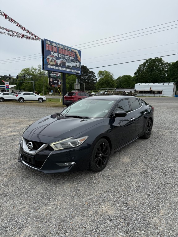 2017 Nissan Maxima Image 1