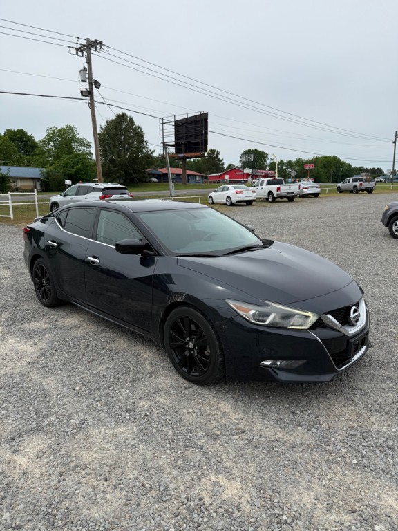 2017 Nissan Maxima Image 3
