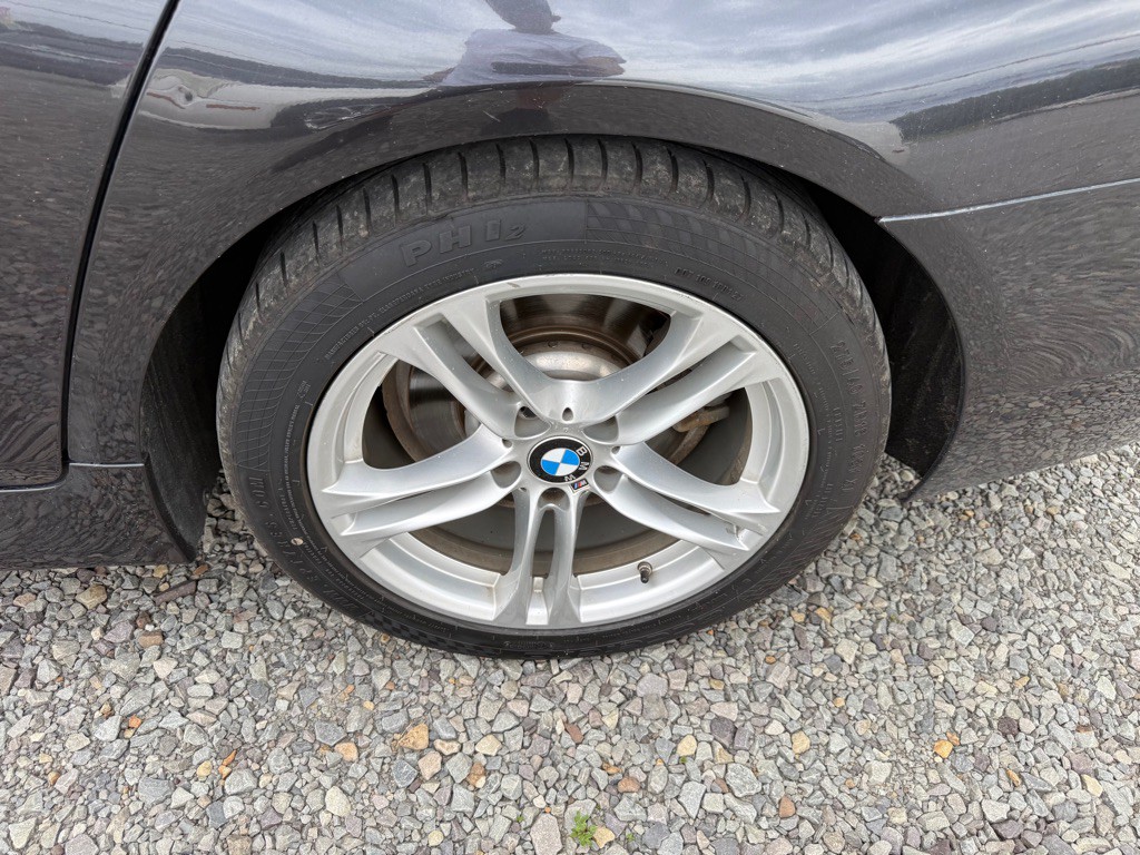 2014 BMW 5 Series Image 2