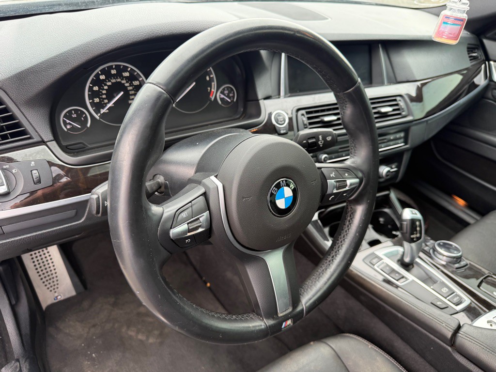 2014 BMW 5 Series Image 4