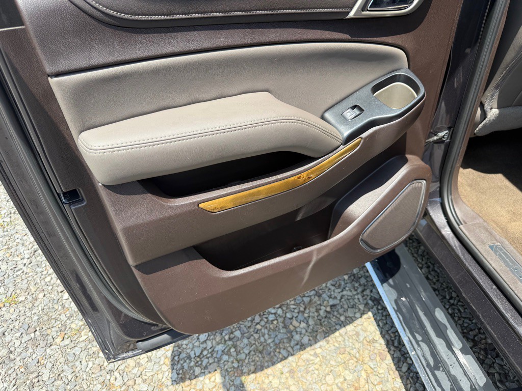 2017 GMC Yukon Image 12