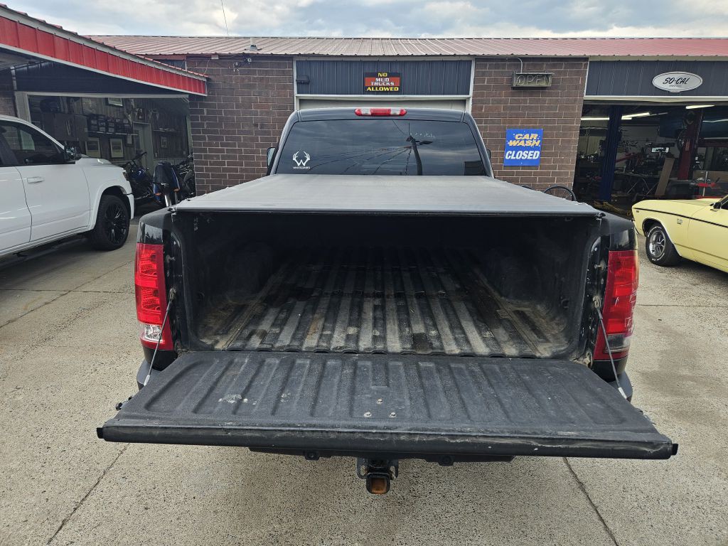 2008 GMC Sierra Image 8