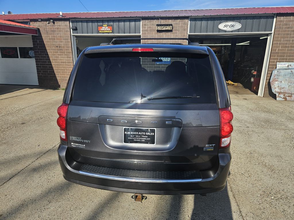 2015 Dodge Grand Caravan Image 4