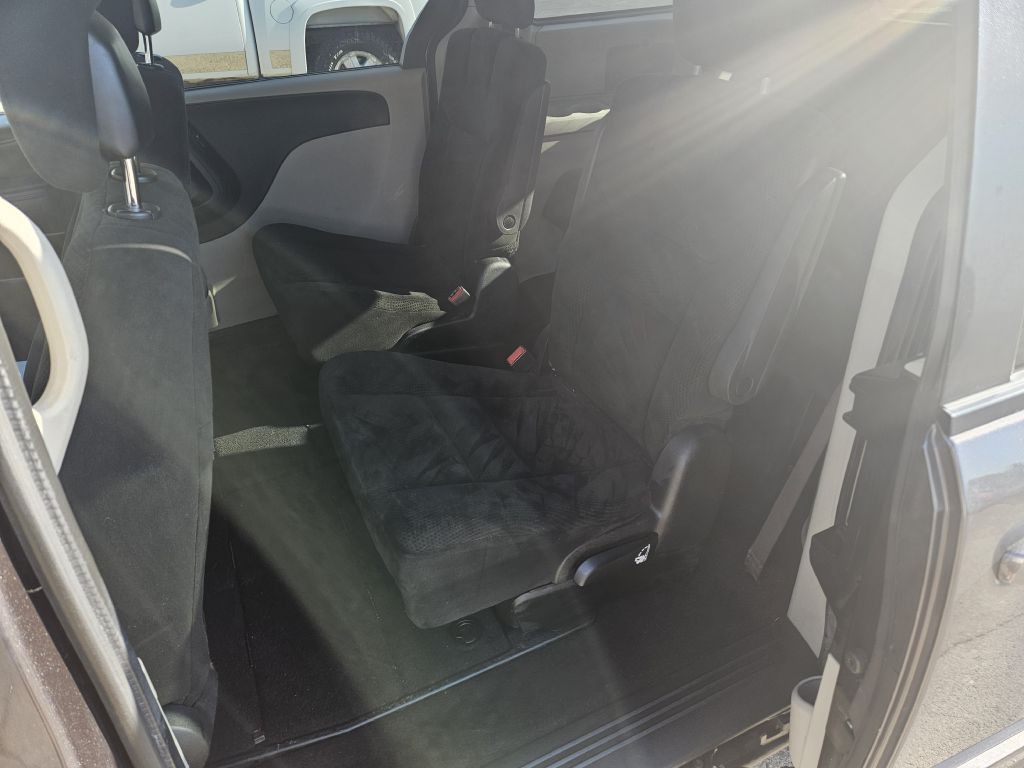 2015 Dodge Grand Caravan Image 6