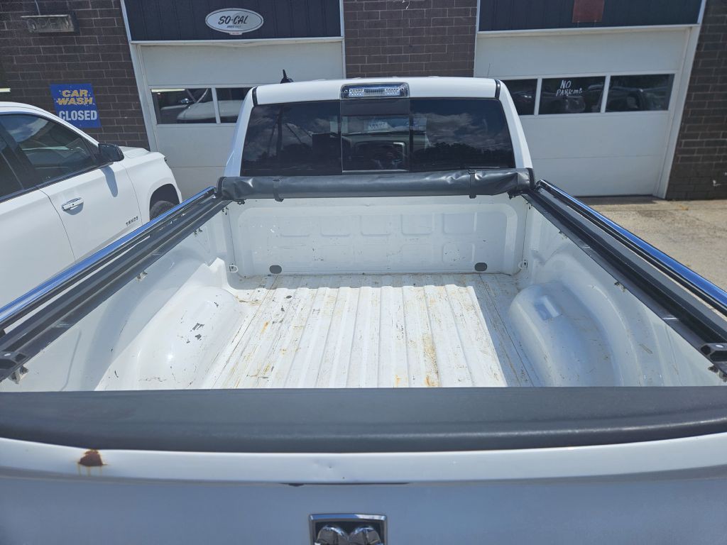 2013 RAM 1500 Image 3