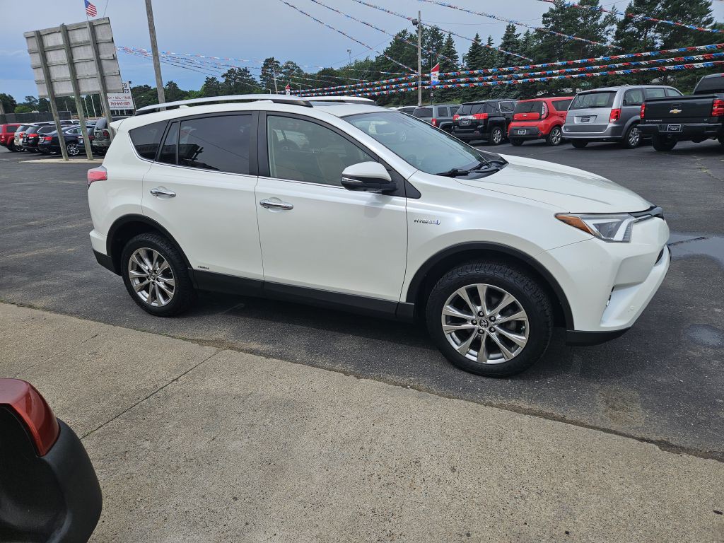 2016 Toyota Rav4 Image 1