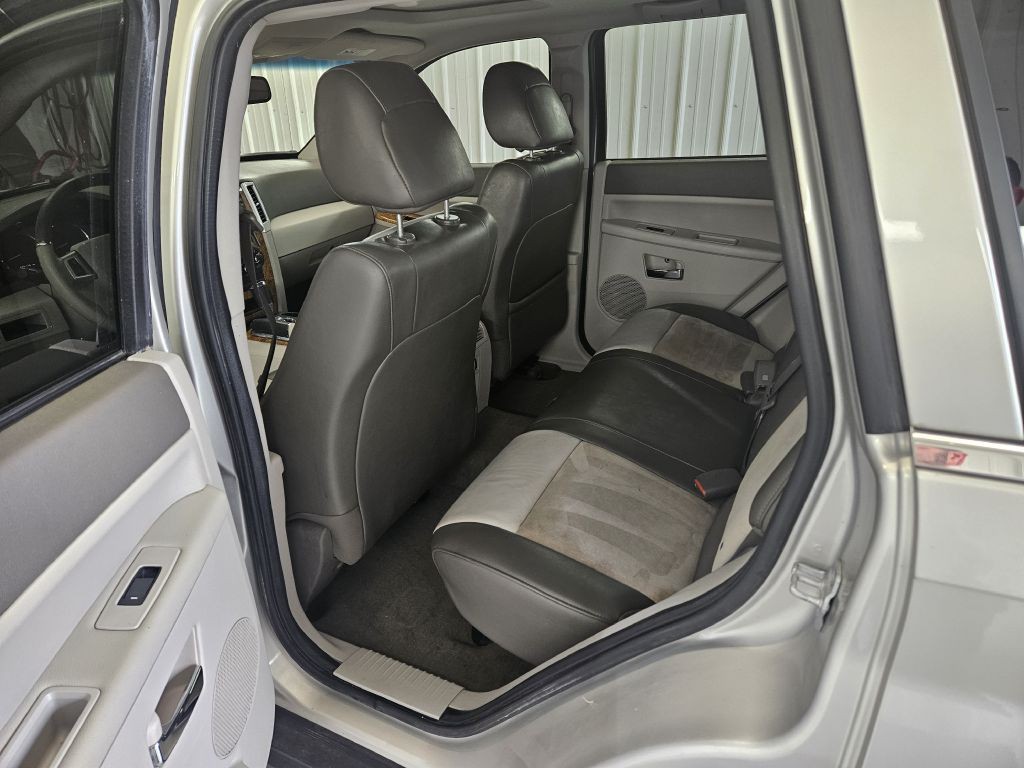 2010 Jeep Grand Cherokee Image 7